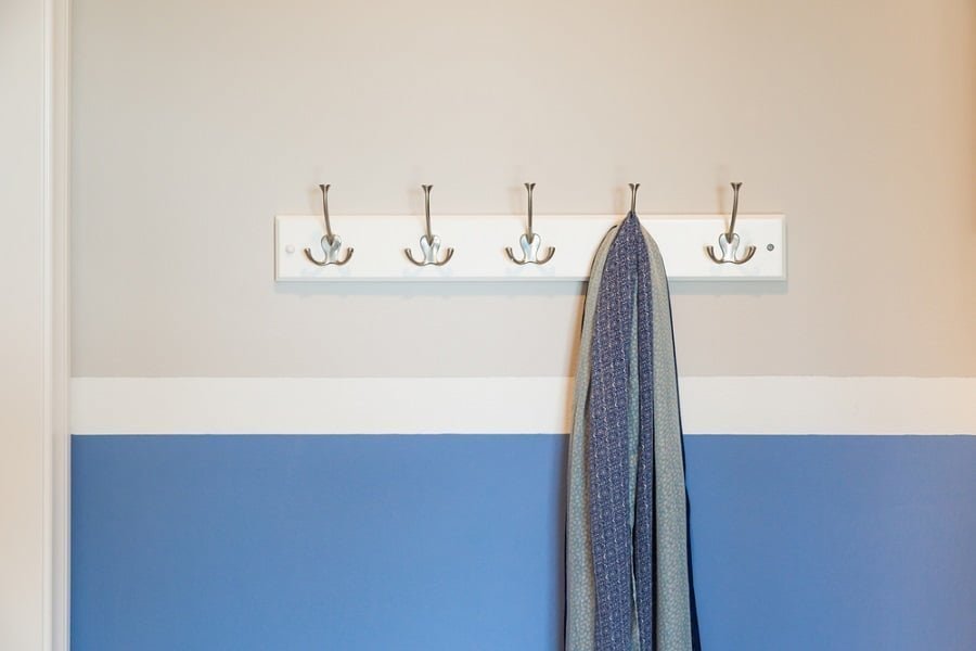 wall mounted coat rack