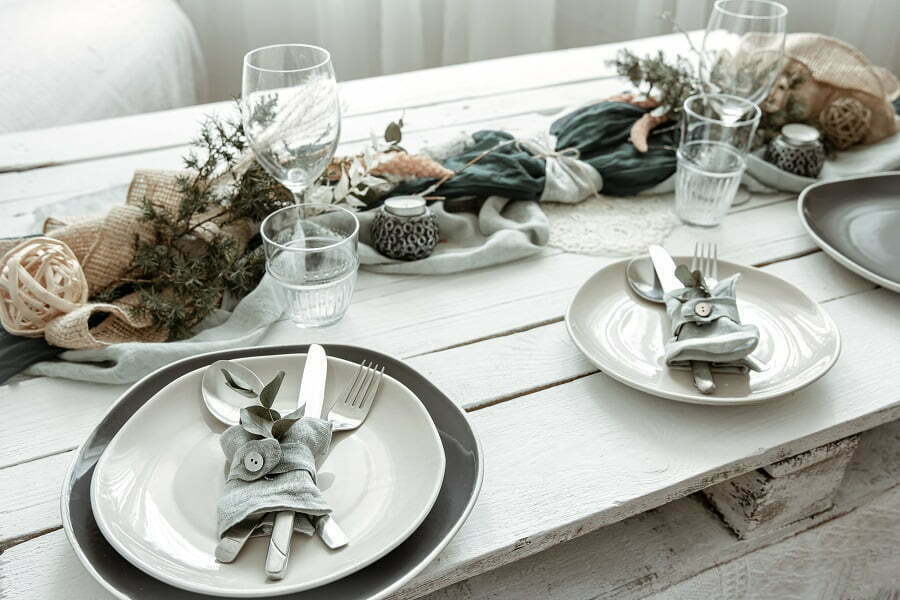 table setting decor