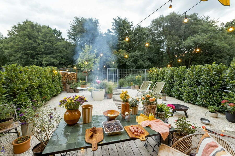 outdoor dining area