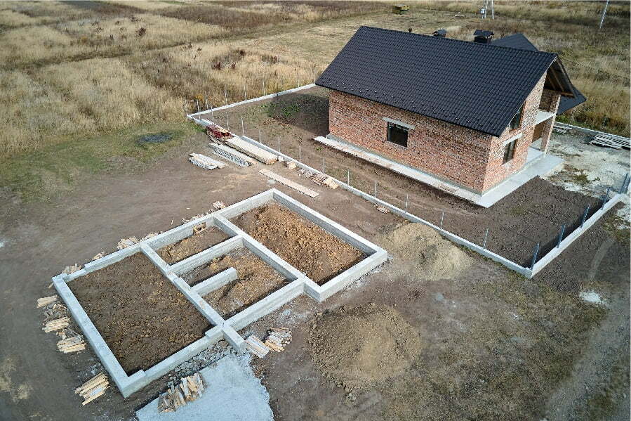 house on foundation construction