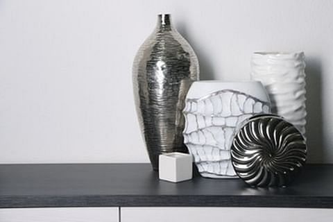 Elegant And Versatile Vases: Luxury Home Decorating Idea Inspiration decor with vases