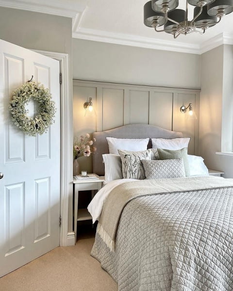 Cozy And Modern: Warm Hygge Bedroom Inspiration With Wall Panelling hygge decor