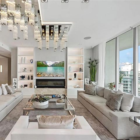 Breathtaking Upgraded Luxury Penthouse With Stunning Ocean Views In Sunny Isles Beach luxury decor