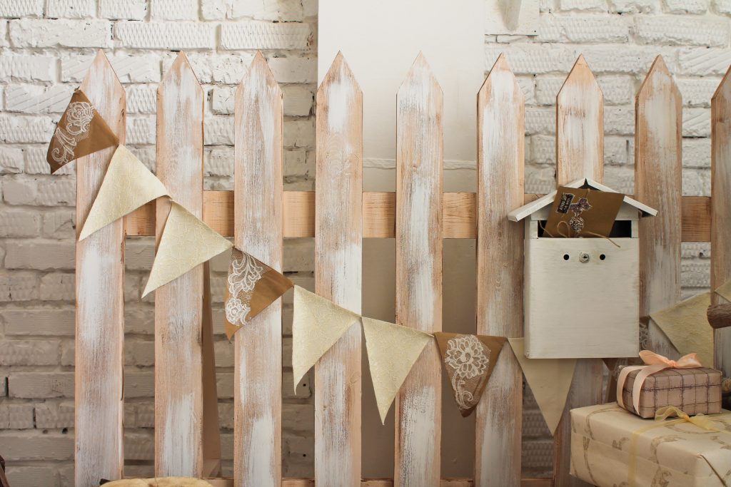 use bunting decor