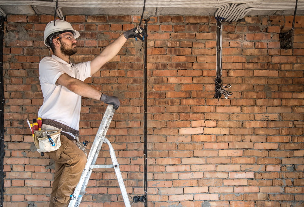 Wiring the Pendant Light