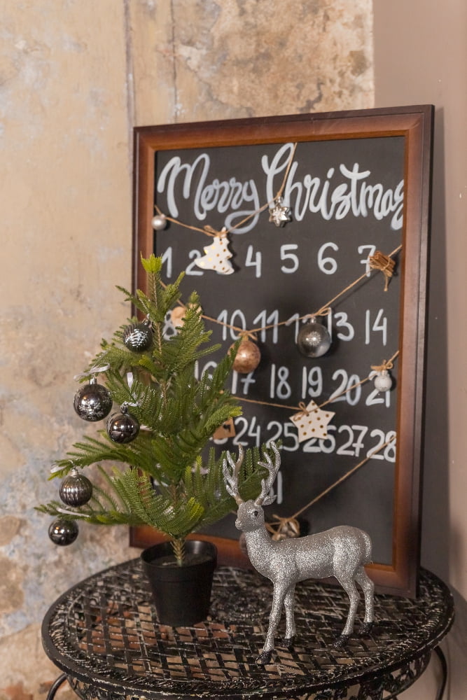 chalkboard christmas countdown