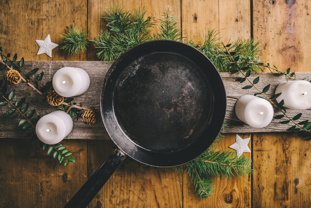 decorative skillet in table