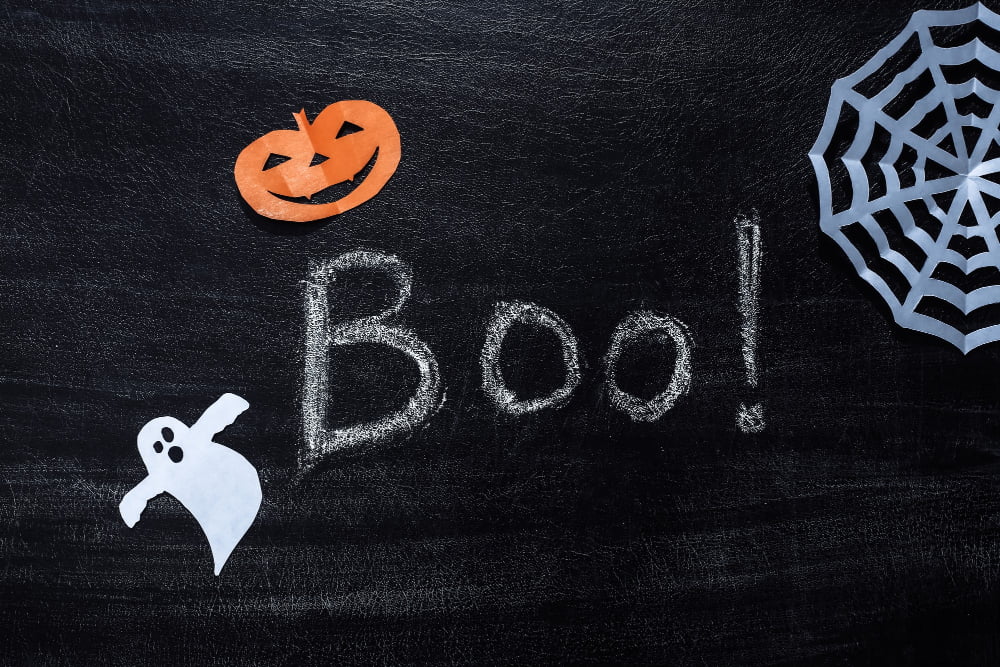 chalkboard boo lettering