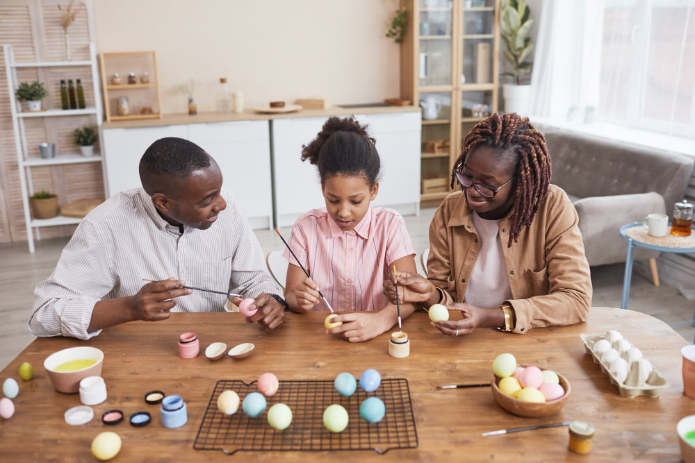 Family Egg Decorating Easter
