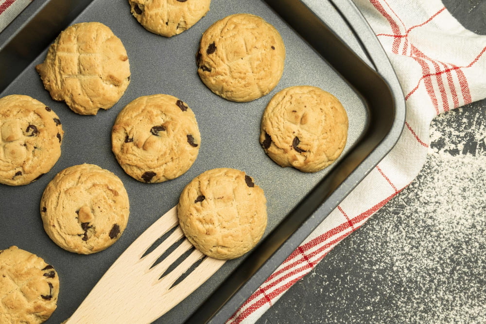 baked homemade cookies