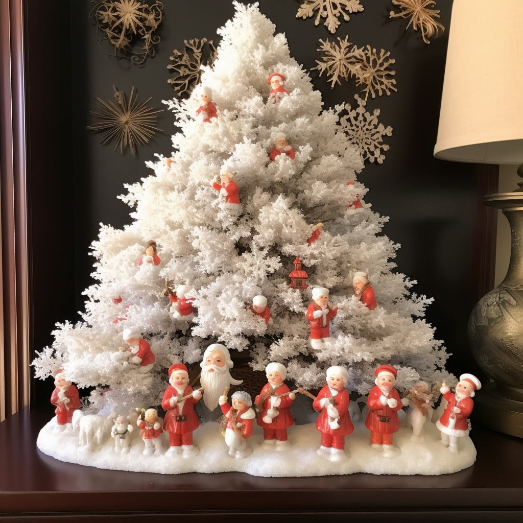 miniature santa claus figures
