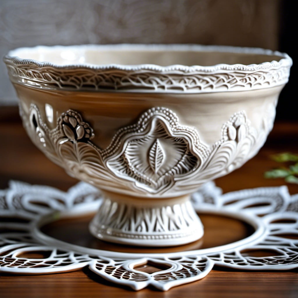 lace imprinted bowl