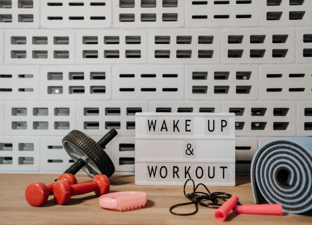 Personalize Your Gym with Motivational Decor