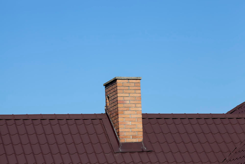 Various Causes of Creosote Problems on Metal Roofs