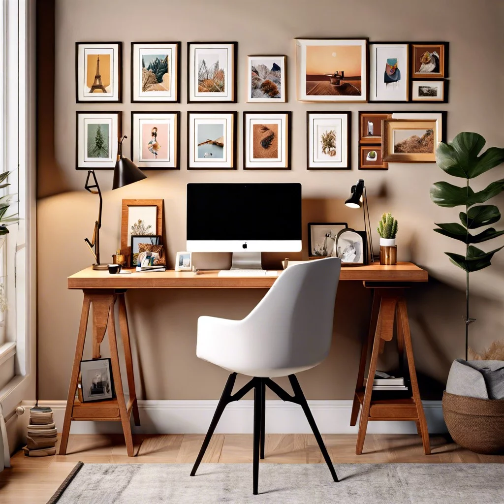 display a mini gallery with tiny frames